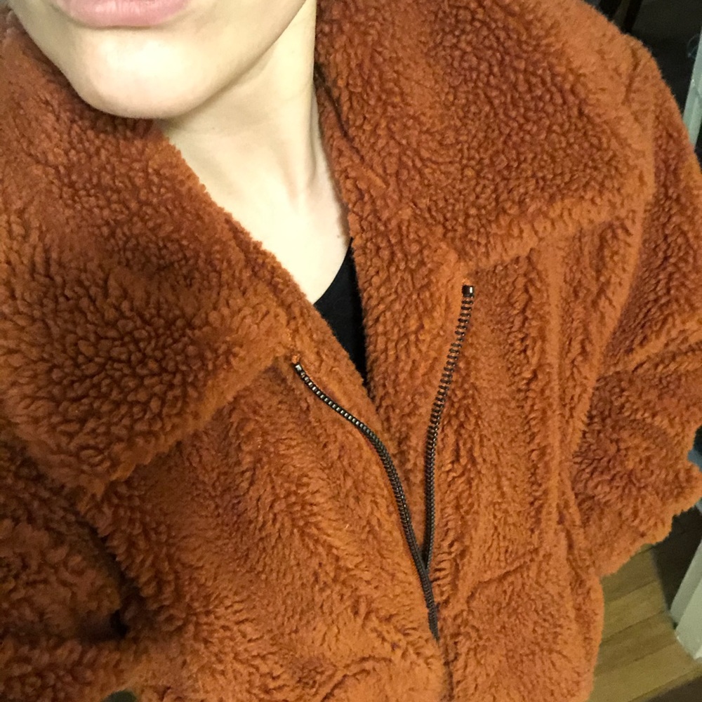 UO Cropped Teddy Jacket